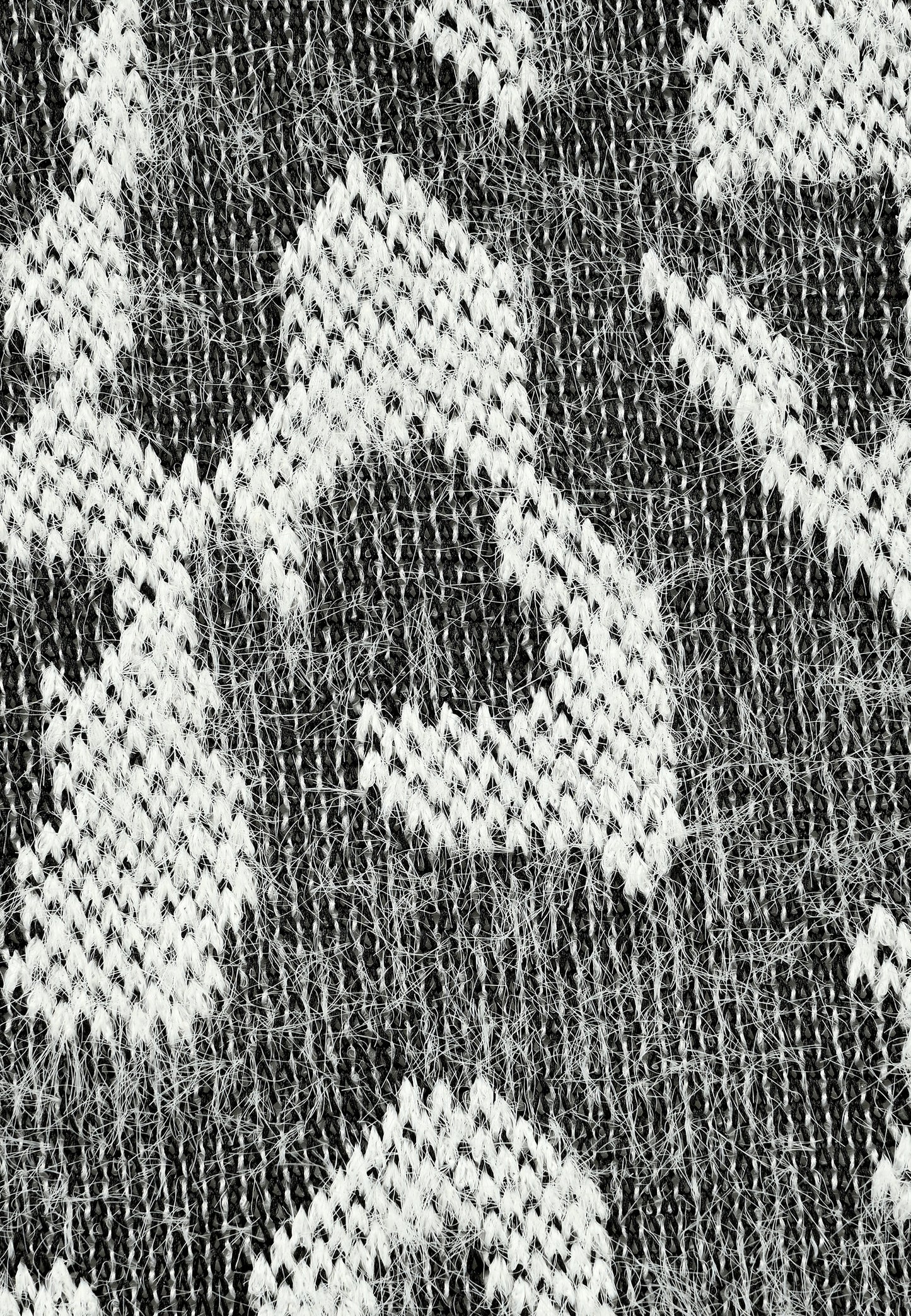 E24887 Shirt mit Leo-Jacquard-Muster in Schwarz/Weiß