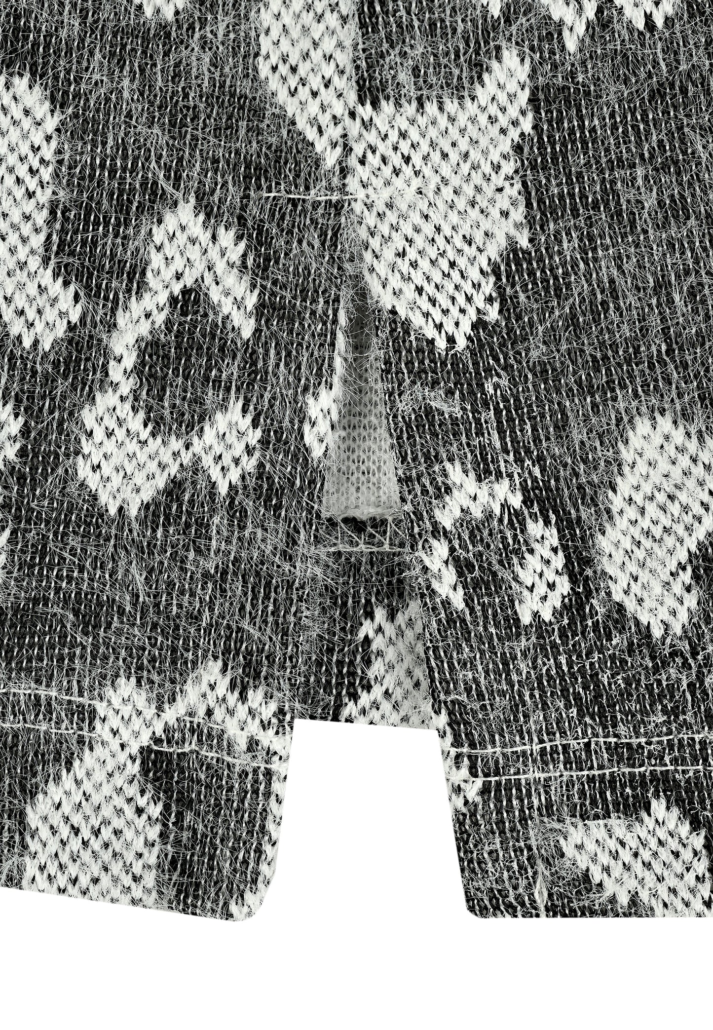 E24887 Shirt mit Leo-Jacquard-Muster in Schwarz/Weiß