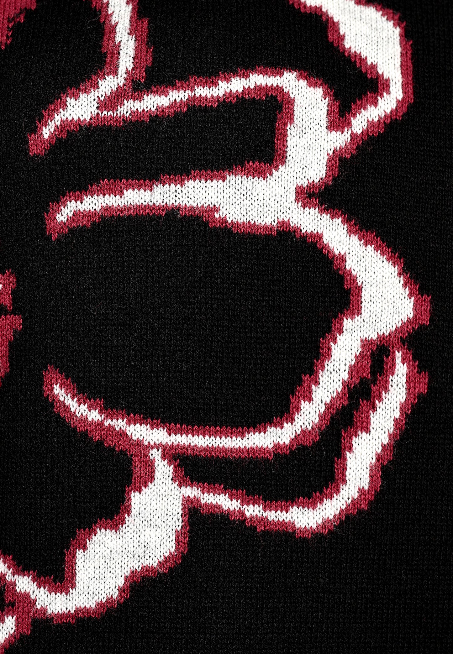 E25781 Strickpullover in Bordeaux/Schwarz