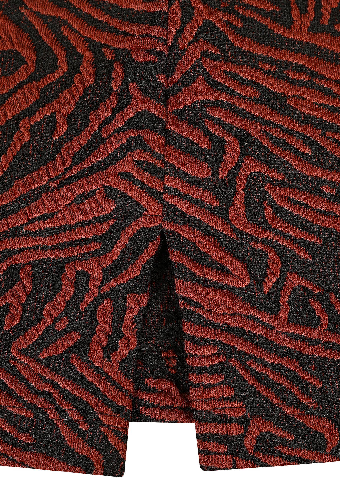 E25789 Shirt mit Cloqué-Muster in Bordeaux/Schwarz