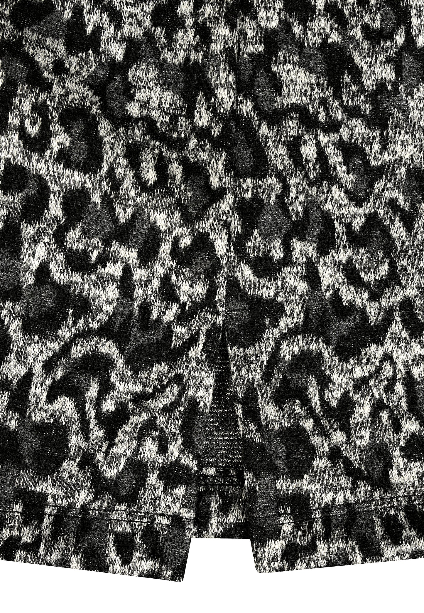 E25884 Shirt mit Leo-Print in Grau/Schwarz