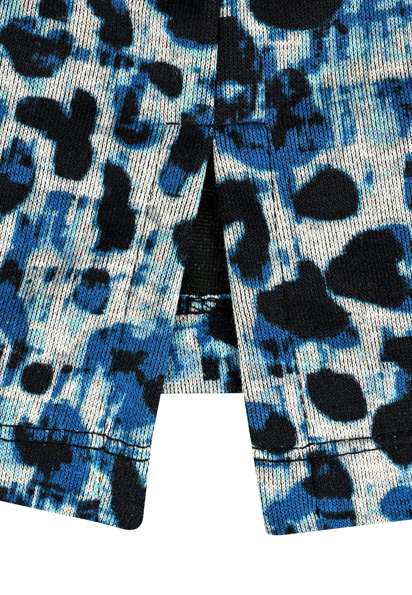 E24783 Overhemd met luipaardprint in blauw/beige