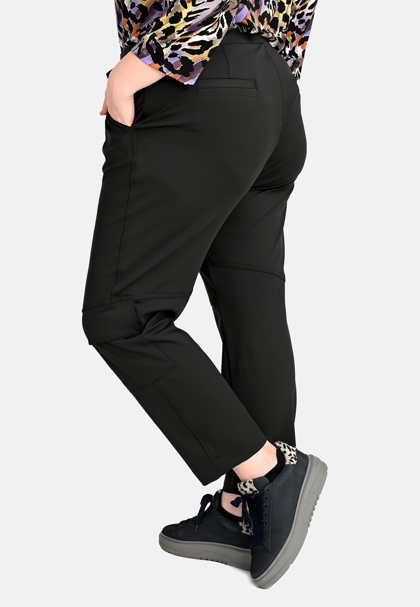 E24982 Trousers Straps - 20/black