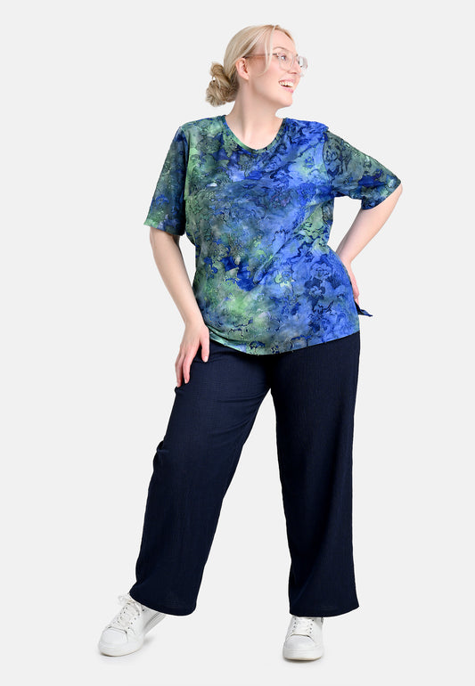 E25482 Shirt mit Blumenmuster in Blau/Grün