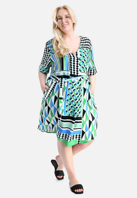 E25489 Kleid mit Grafik-Print in Blau/Grün