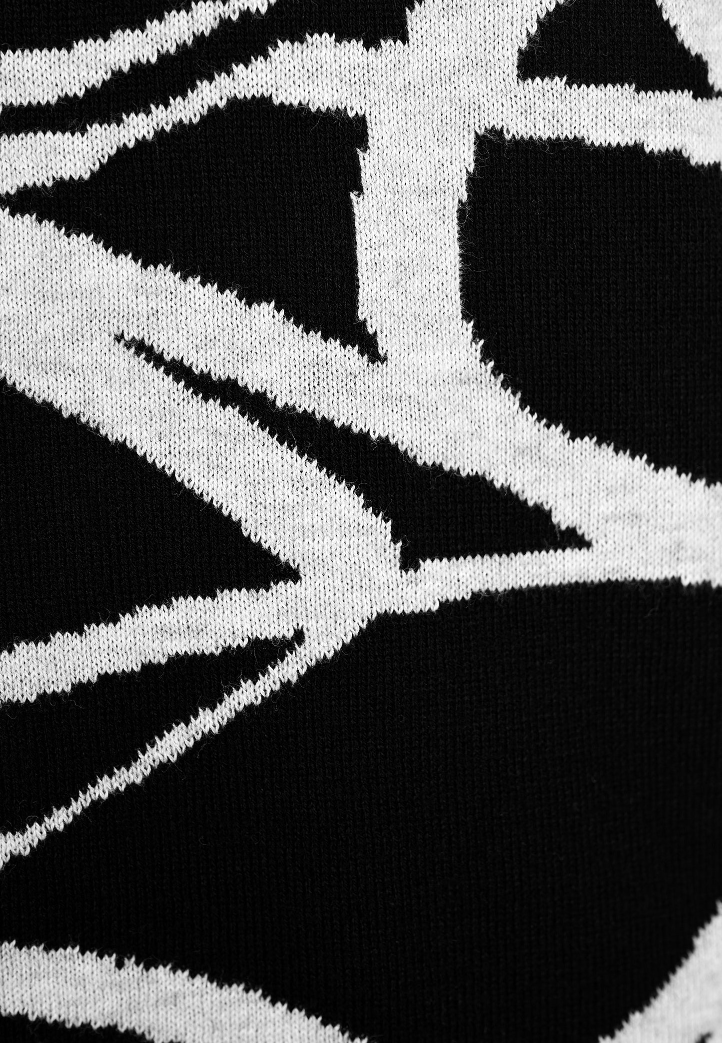 E25893 Strickpullover mit Jacquard-Muster in Schwarz/Hellgrau